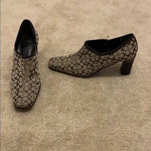 Vintage coach heels